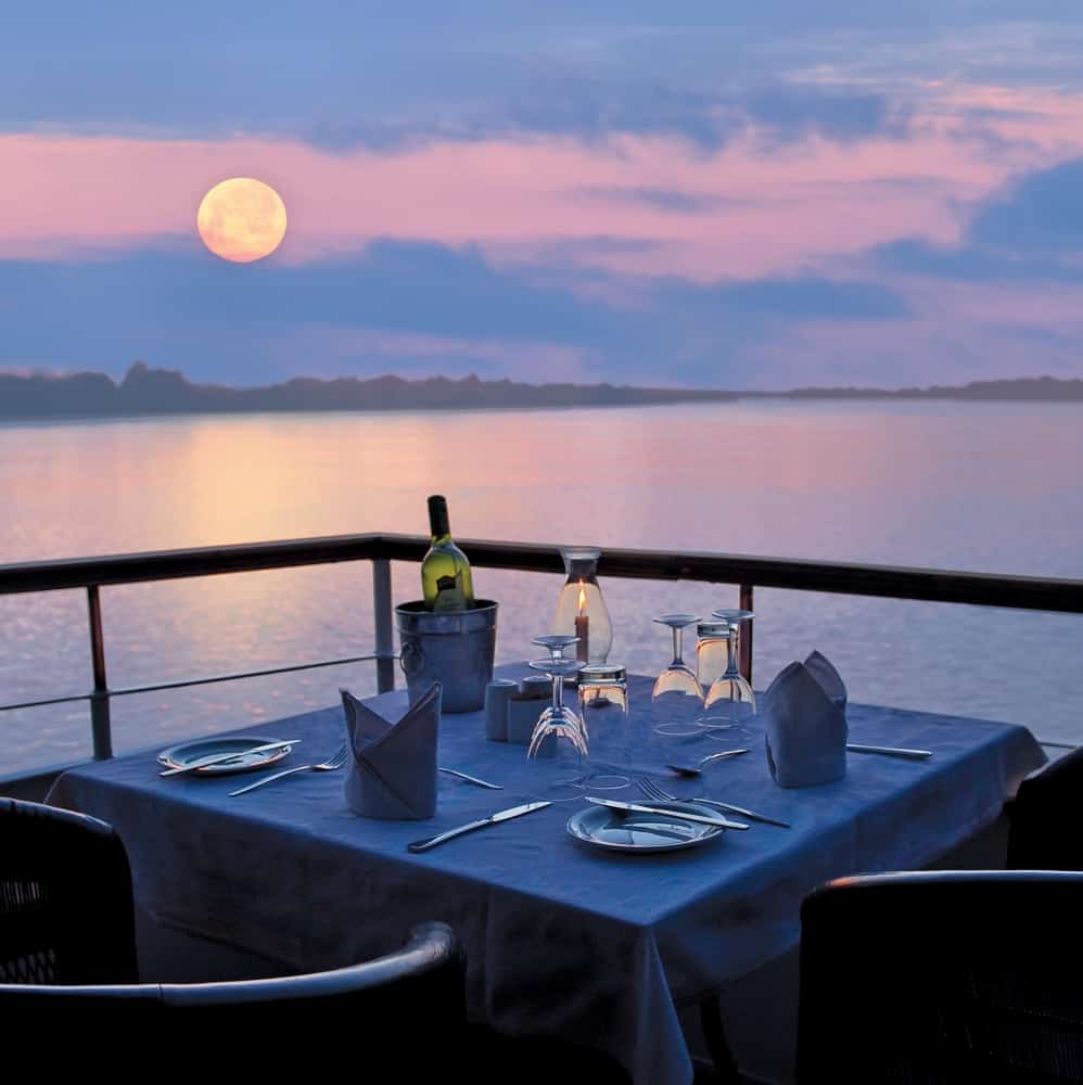 full moon dinner cruise.jpg