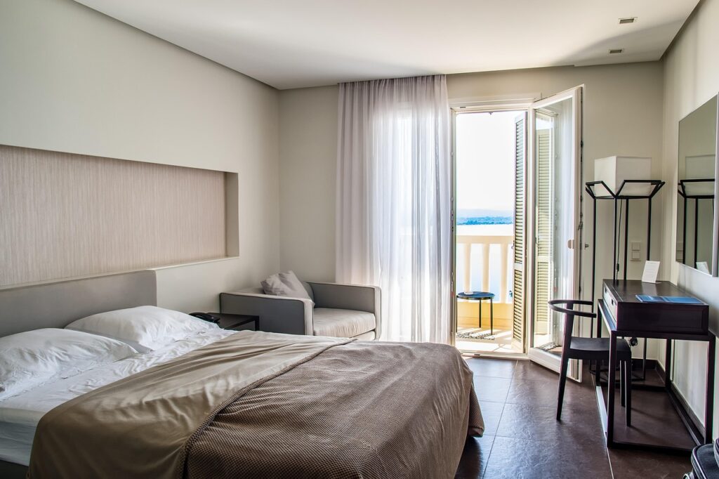 to travel, hotel room, hotel, room, bed, inner space, business, relaxation, vacations, accommodation, suite, tourist, room hotel, double bed, sleep, pension, bedspread, resort, tourism, hotel room, hotel room, hotel room, hotel, hotel, hotel, hotel, hotel, accommodation
